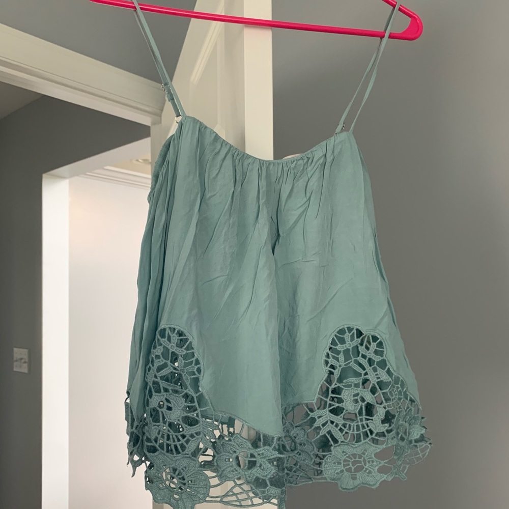 Willow & Root (Buckle) Size Extra Small Crop Top